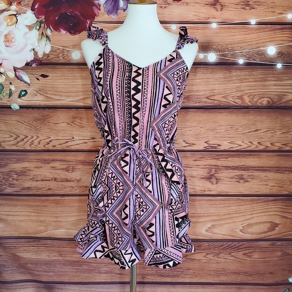 Primark Pants - 🌞3/$30! Primark Purple and Pink Ruffle Romper